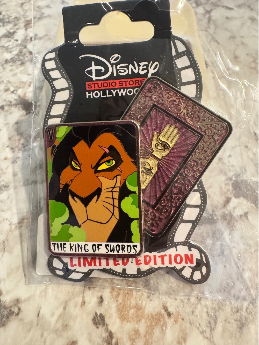 DSSH DSF LE Tarot Card Pin Scar The Lion King LE 400 Pin